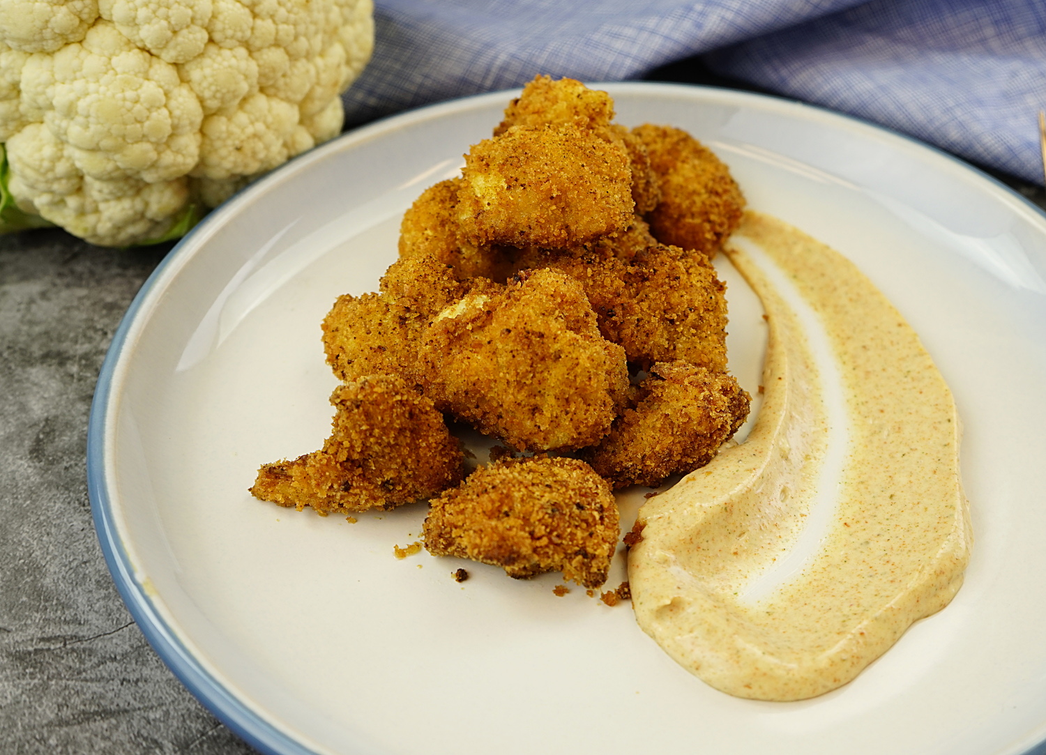 Caulifritter with Sundried Tomato Dip