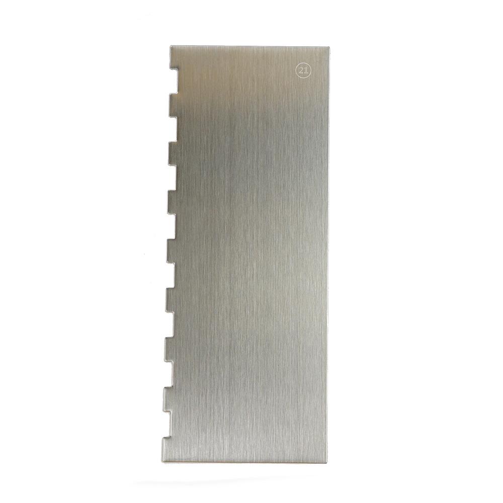 Grattoir à gâteau à rayures Moyen- Medium 1 ct Artigee