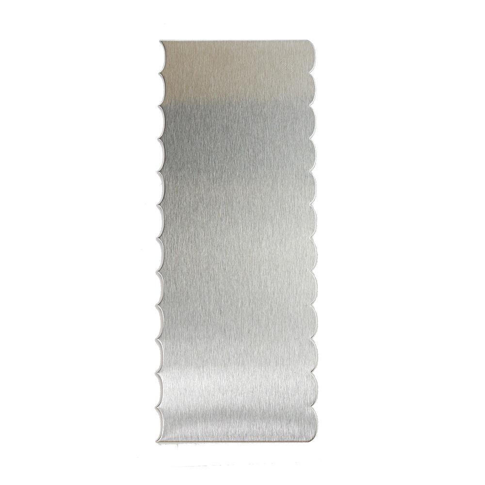 Scalloped Edge Cake Scraper Large- 1 ct Artigee